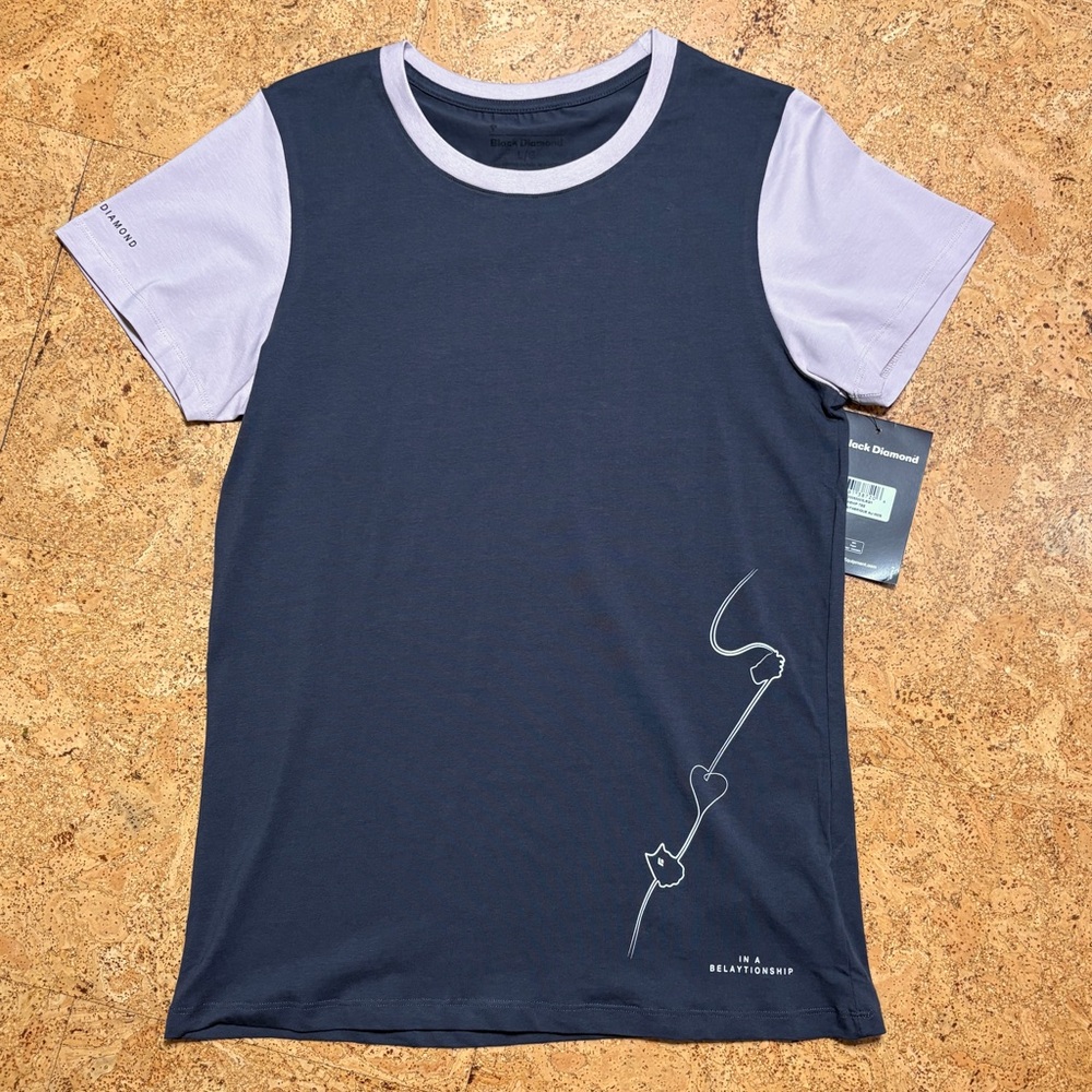 Black Diamond Wm’s Belationship Tee NWT In Alloy/ Lilac Sz L
